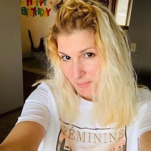 Meet your Posher, Janixia